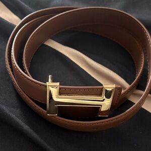 Elegant Brown Leather Belt with Gold Buckle